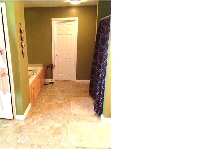 19239 Fenwick Ln, Evansville, IN 47725 photo 11