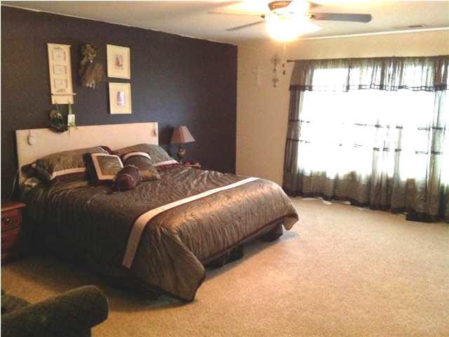 19239 Fenwick Ln, Evansville, IN 47725 photo 8