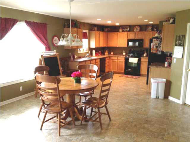 19239 Fenwick Ln, Evansville, IN 47725 photo 7