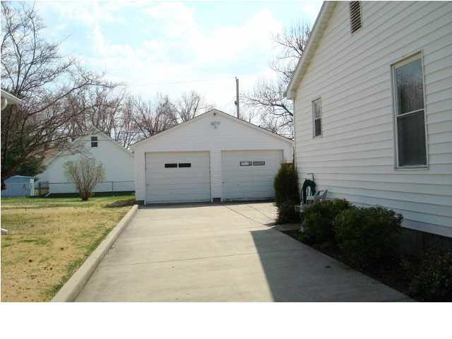 4905 Sweetser Ave, Evansville, IN 47715 photo 19