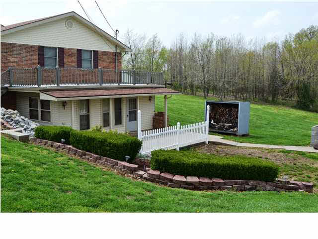 10834 Saint Wendel Rd, Evansville, IN 47720 photo 4