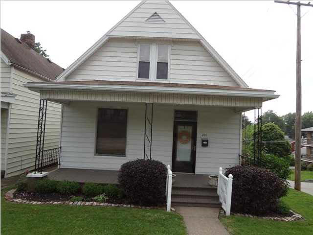 201 S Barker Ave, Evansville, IN 47712 photo 5