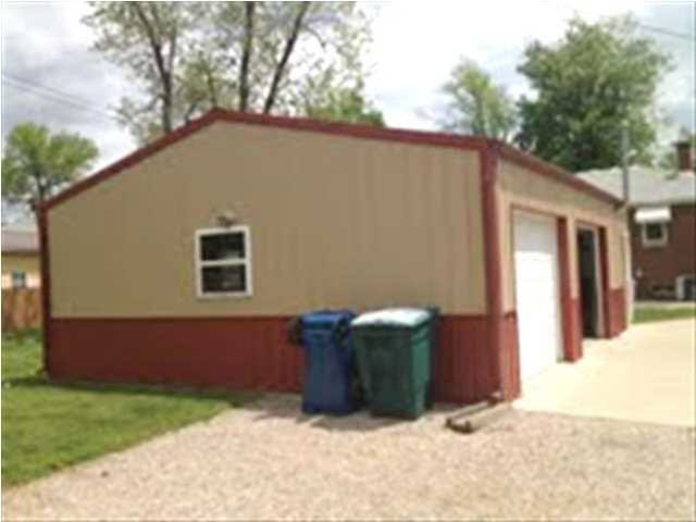 921 S Third St, Boonville, IN 47601 photo 15