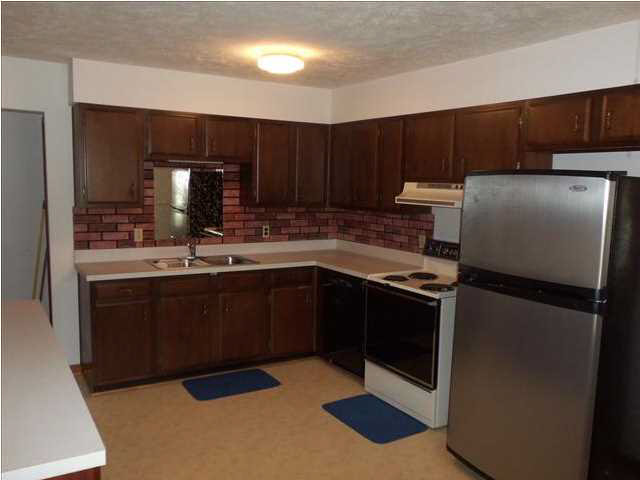 319 N Third St, Boonville, IN 47601 photo 3