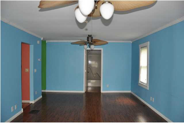 5823 W Mill Rd, Evansville, IN 47720 photo 3