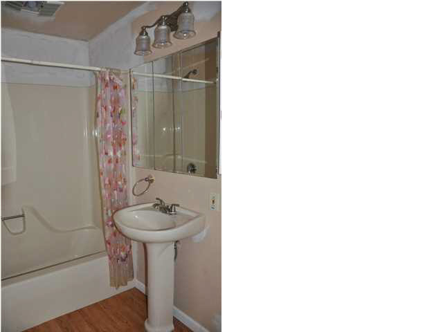 5823 W Mill Rd, Evansville, IN 47720 photo 9