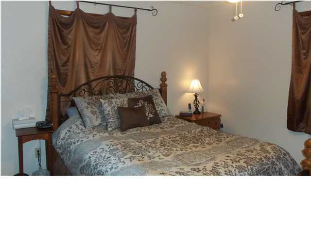 541 W Rudolph St, Montgomery, IN 47558 photo 9