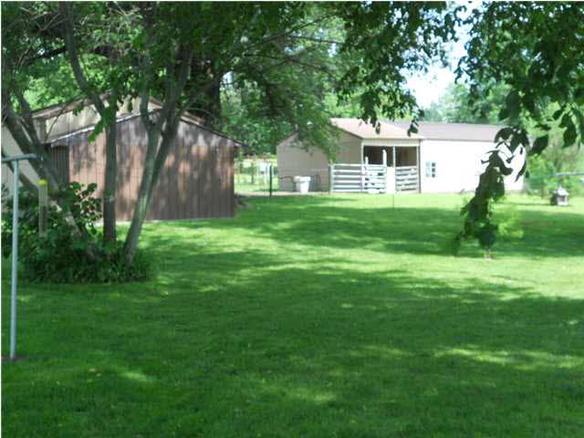 202 E Church St, Decker, IN 47524 photo 12