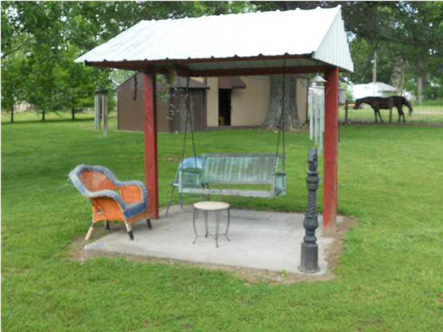 202 E Church St, Decker, IN 47524 photo 6