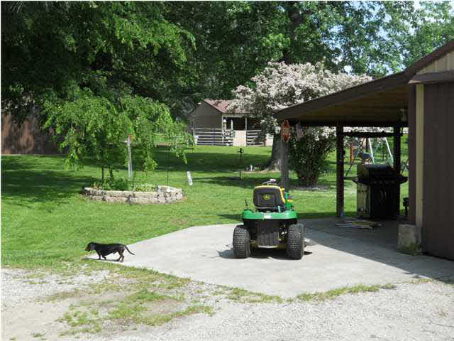 202 E Church St, Decker, IN 47524 photo 13