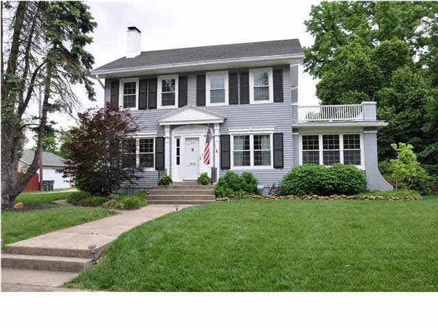 2163 Bayard Park Dr, Evansville, IN 47714 photo 1