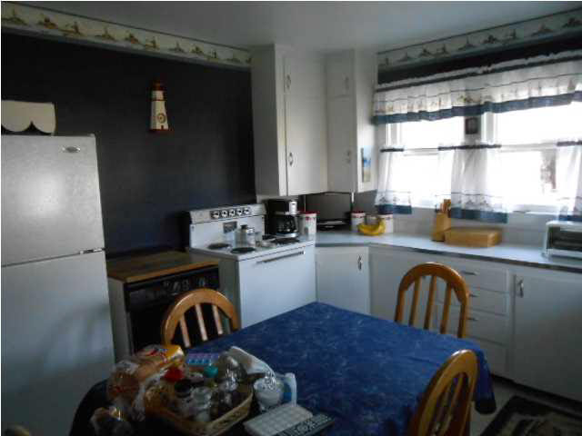 116 E Walnut St, Odon, IN 47562 photo 12
