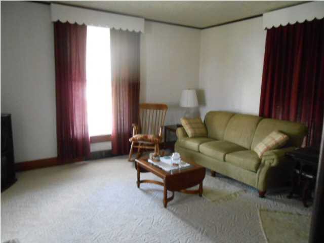 116 E Walnut St, Odon, IN 47562 photo 13