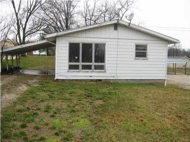 306 S Geiger St, Huntingburg, IN 47542 photo 1