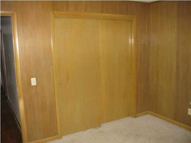 306 S Geiger St, Huntingburg, IN 47542 photo 6