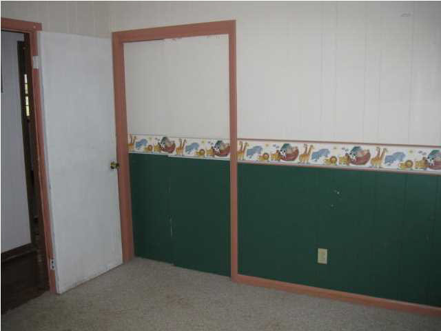 306 S Geiger St, Huntingburg, IN 47542 photo 5