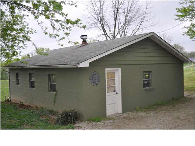 1538 14th St, Tell City, IN 47586 photo 4