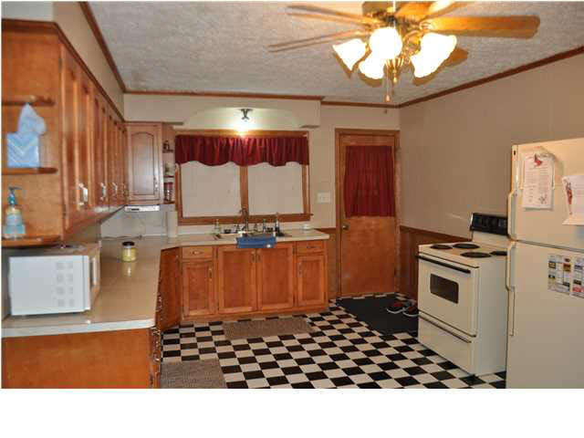 1538 14th St, Tell City, IN 47586 photo 10