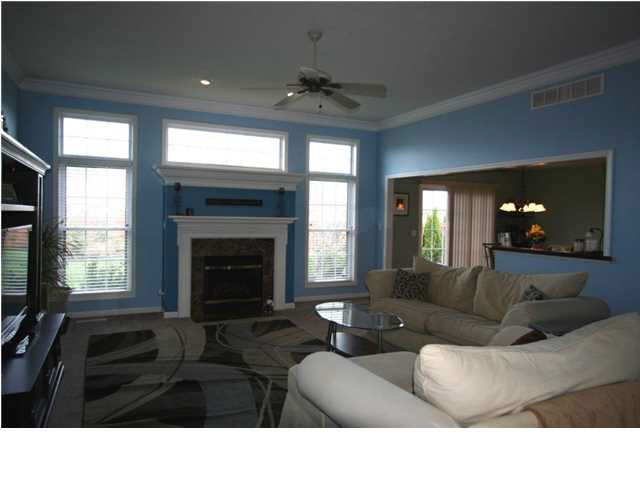 4400 Rimridge Dr, Evansville, IN 47711 photo 3