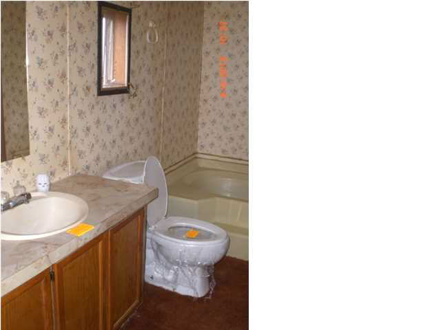 610 E Walnut St, Princeton, IN 47670 photo 6