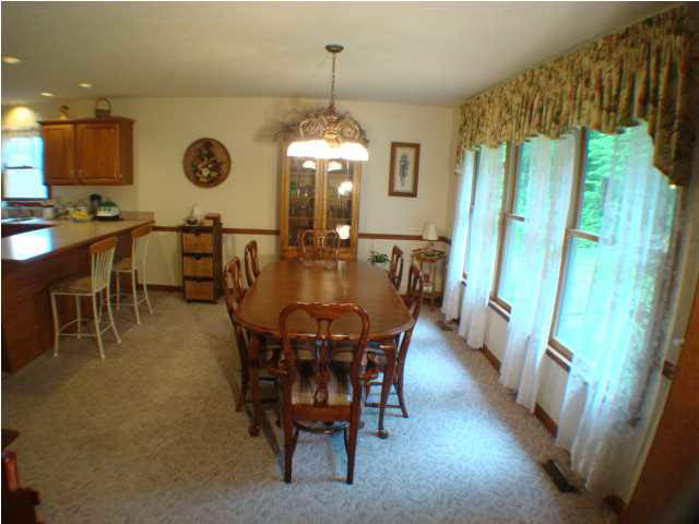 3906 Farrington Dr, Evansville, IN 47725 photo 6