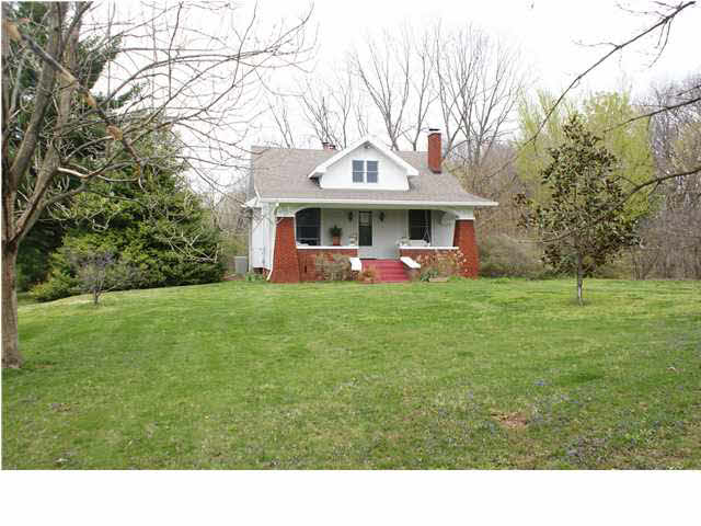 6313 New Harmony Rd, Evansville, IN 47720 photo 2
