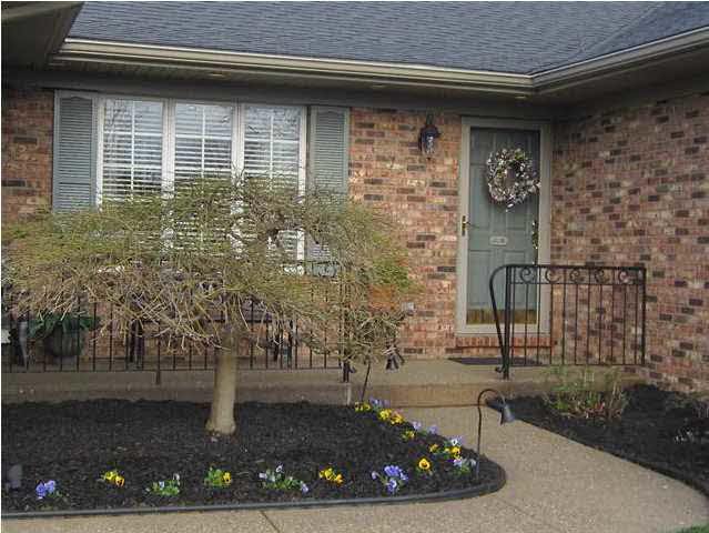 903 Nottingham Ct, Evansville, IN 47715 photo 3
