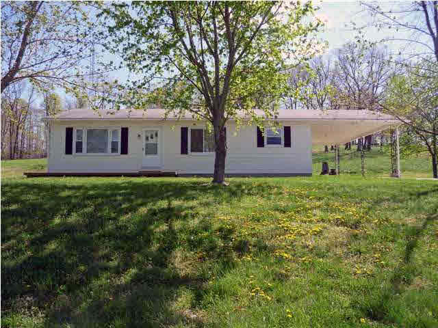 206 S 900 E, Celestine, IN 47521 photo 1