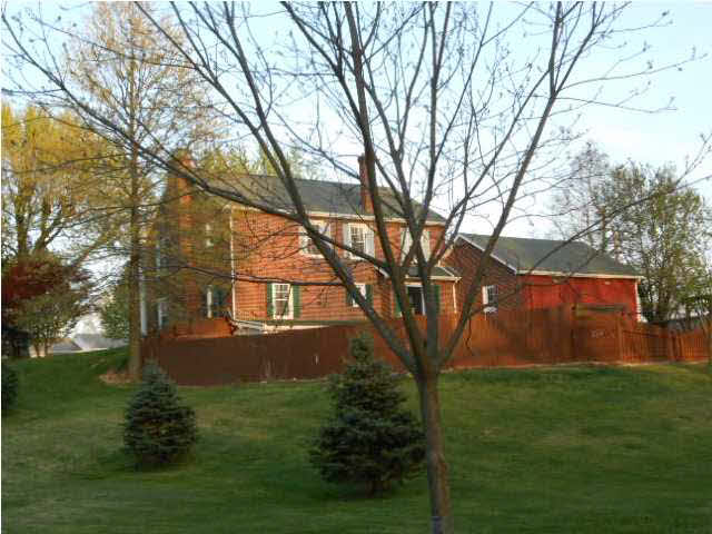 418 N West St, Odon, IN 47562 photo 4