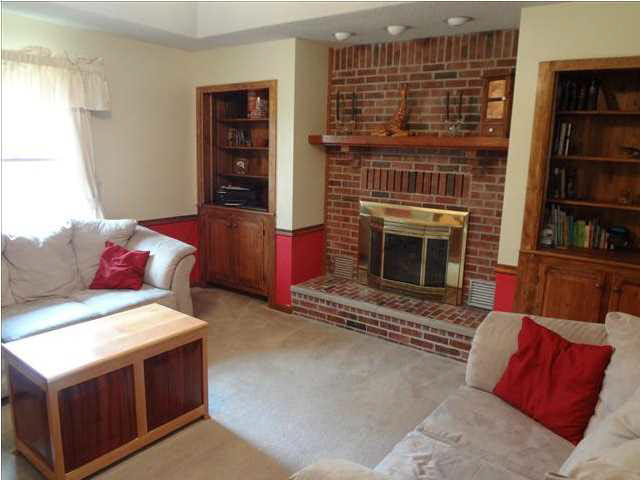206 Strawberry Hill Rd, Evansville, IN 47711 photo 6