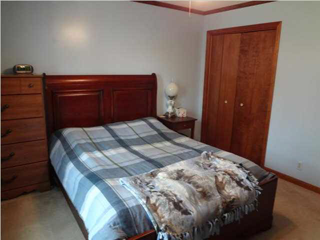 206 Strawberry Hill Rd, Evansville, IN 47711 photo 13