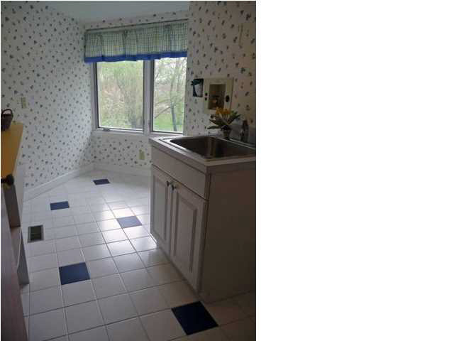 825 W 13th St, Jasper, IN 47546 photo 23