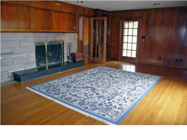 825 W 13th St, Jasper, IN 47546 photo 4