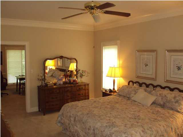 10903 Cypress Creek Dr, Evansville, IN 47725 photo 21