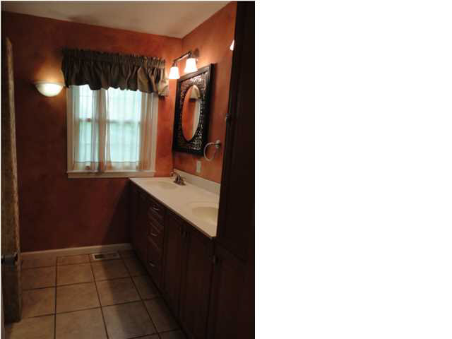 2201 Jefferson Ave, Evansville, IN 47714 photo 8