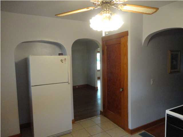 603 E Oak St, Boonville, IN 47601 photo 13