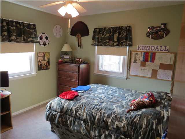 340 Les Dr, Chandler, IN 47610 photo 13