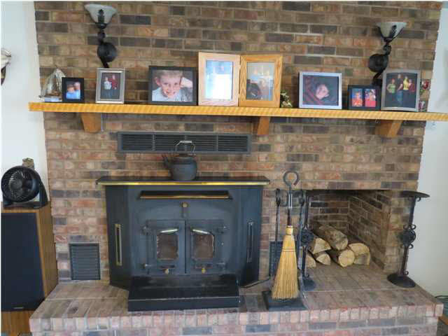 340 Les Dr, Chandler, IN 47610 photo 10