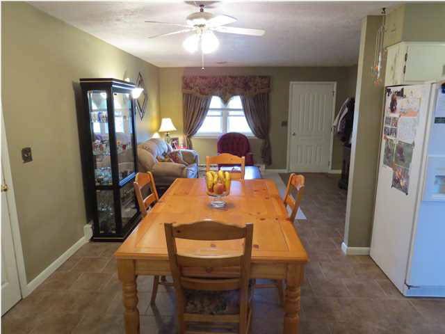 340 Les Dr, Chandler, IN 47610 photo 7