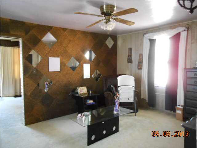 1115 Mary St, Evansville, IN 47710 photo 4