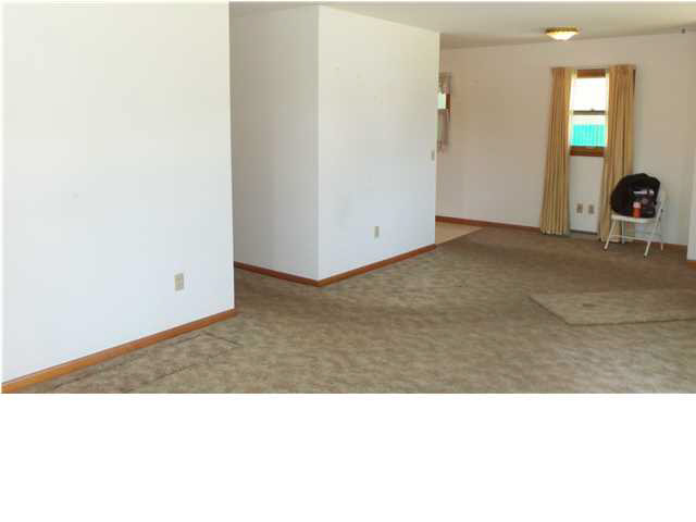 1001 NE 5th St, Washington, IN 47501 photo 2