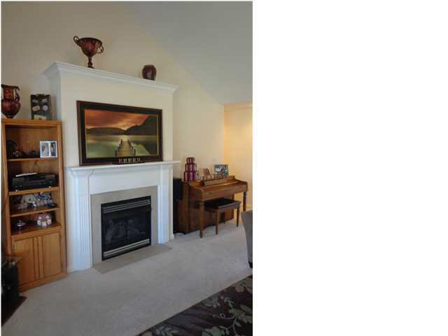 9322 Wynnfield Dr, Evansville, IN 47725 photo 3