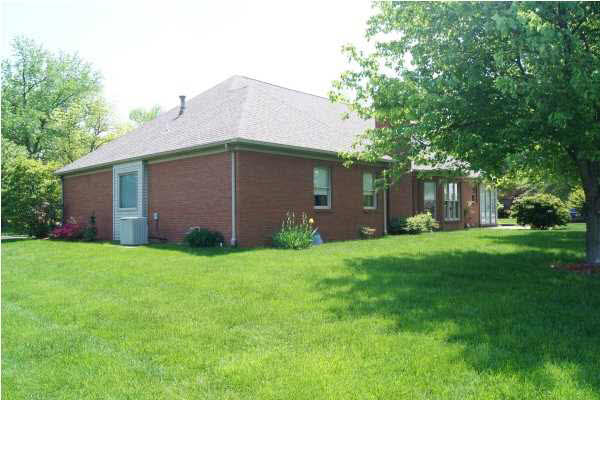 3455 Woodview Dr, Newburgh, IN 47630 photo 6