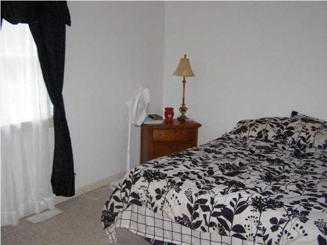 824 N Polk Dr, Oakland City, IN 47660 photo 9
