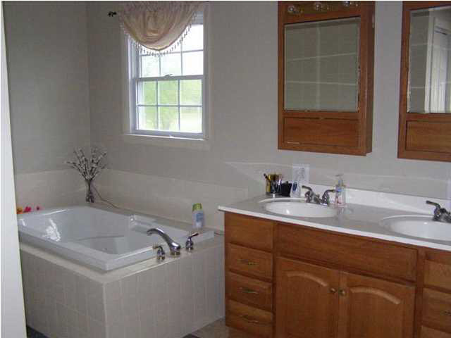 824 N Polk Dr, Oakland City, IN 47660 photo 11