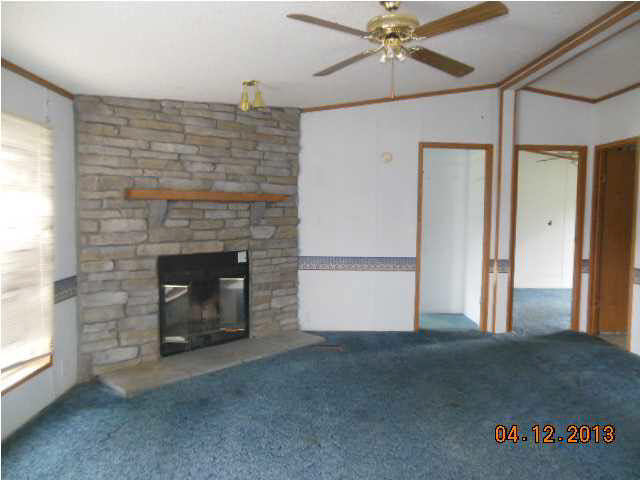 6733 David Dr, Chandler, IN 47610 photo 4