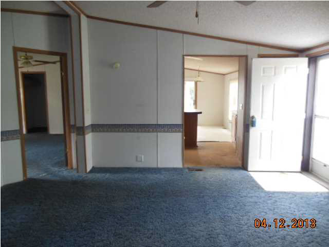 6733 David Dr, Chandler, IN 47610 photo 5