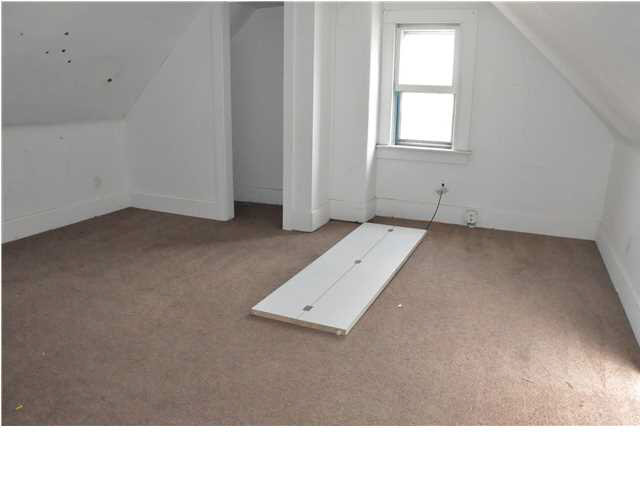 1109 N Elliott St, Evansville, IN 47711 photo 5