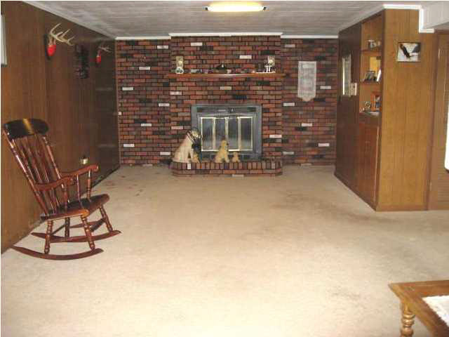 845 Mels Dr, Evansville, IN 47712 photo 9