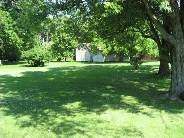 845 Mels Dr, Evansville, IN 47712 photo 12